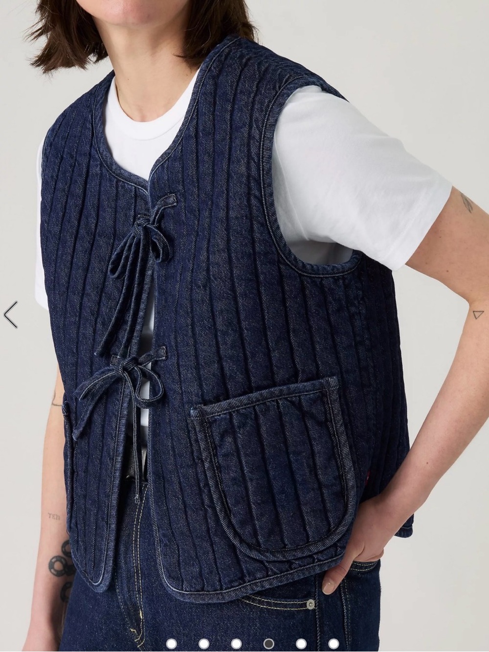 Levi's Dark Denim Quilted Tie-Front Vest - Picture 4 of 8